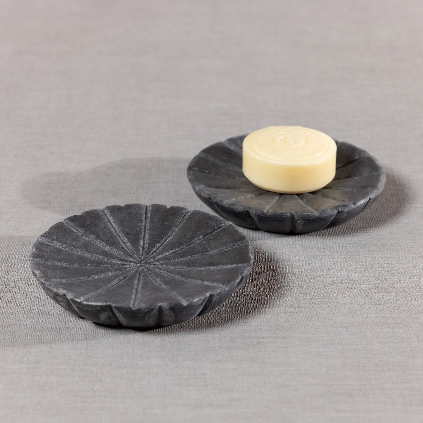 Zodax Kara 2-Piece Flower Marble Decorative Dish Set, Gray, Gray